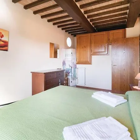 San Lorenzo Villa *